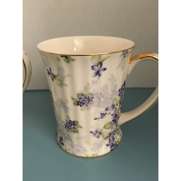 ND EXCLUSIVE PURPLE IVORY AND GOLD FLORAL COFFE TEA MUGS /CUPS GOLD TRIM - Picture 3 of 5